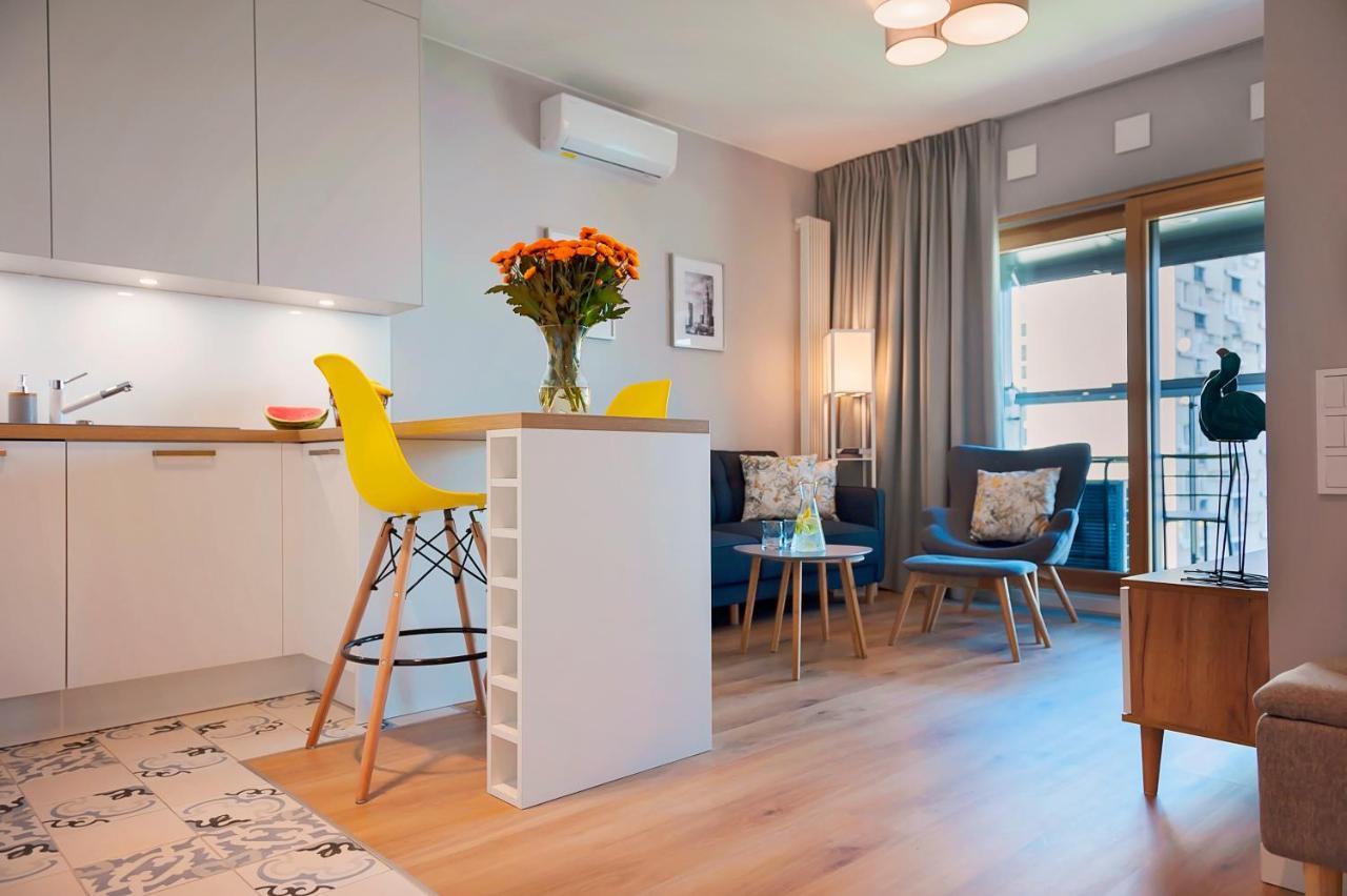 Mennica Residence Patronus Apartments Warszawa Exteriör bild